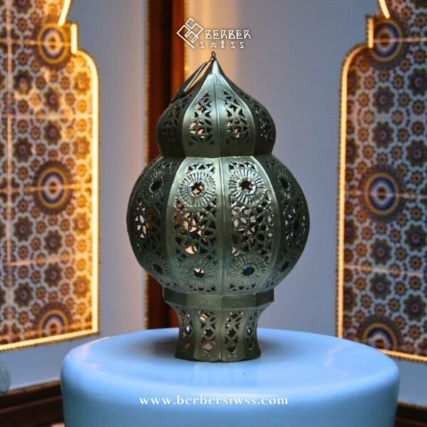 Vintage Antique Moroccan Decorative Lantern for Indoor & Outdoor, Gorgeous Glow, Oriental Home Decor Candle Lanterns Garden, Medium