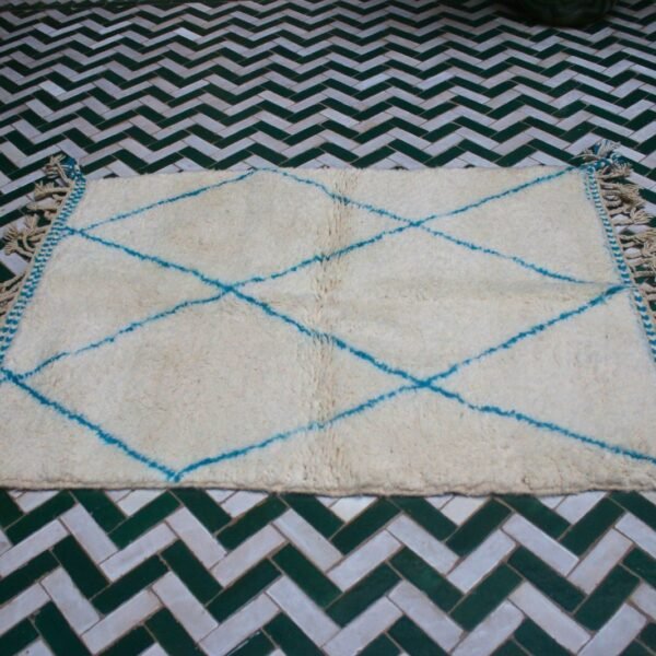 Beni ourain Rugs for bedroom, Shag rug, bed sky, rugs floor, blue and white shag rug, Moroccan rug.