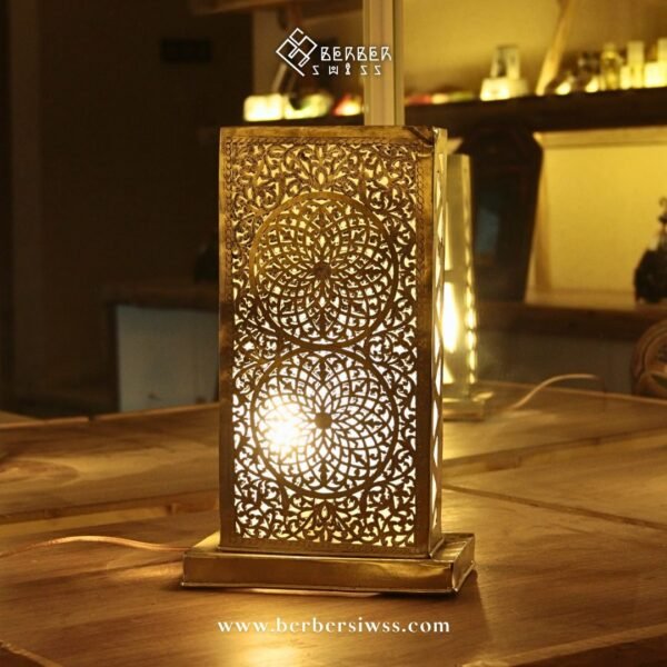 Handmade Moroccan Brass Table lampshade lamp, Moorish copper brass bedside lamp, small Moroccan Lamp